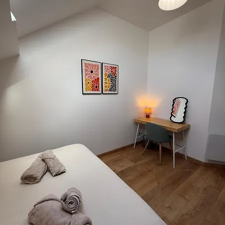 Giallo - Comfort&style, Close To Train Station Appartamento
