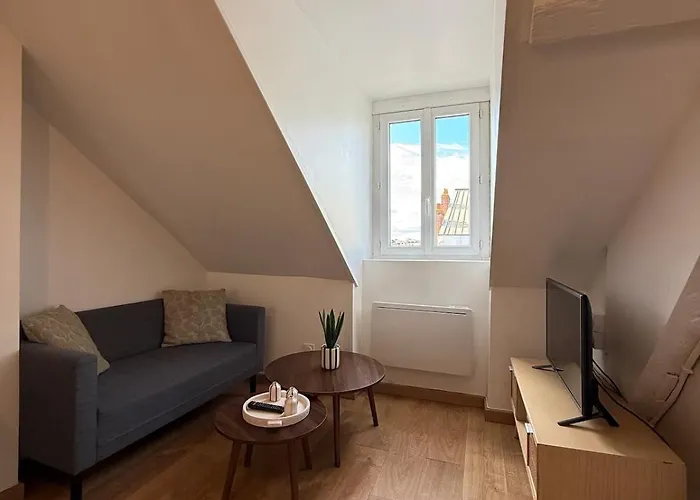 Giallo - Comfort & Style, Close To Train Station *